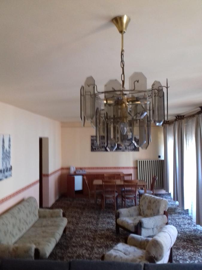 Fonix Panzio Hotel Pápa Exterior foto
